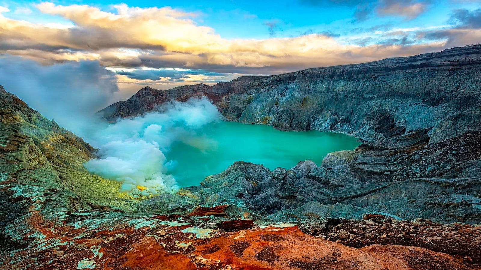 Kawah Ijen Sunrise Open Trip Banyuwangi